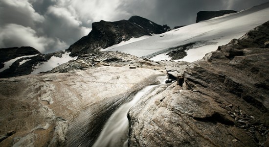 akos-major-photograph